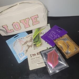 NEW -6 Pcs LOVE Cosmetic Bag w/ Skincare